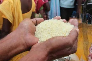 गरीबों को राहत: सरकार ने पांच किलो मुफ्त खाद्यान्न योजना को अगले साल मार्च तक बढ़ाया
