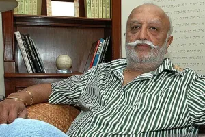 अपनी संपत्ति अपने बच्चों को देते समय सावधान रहना चाहिए, आज भी जारी है संघर्ष- विजयपत सिंघानिया