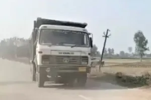 रामपुर : धड़ल्ले से हो रहा घाटों और खेतों से अवैध खनन