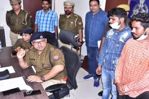 मुरादाबाद : महिलाओं के साथ लूट की वारदातों को अंजाम देने वाले गिरोह का खुलासा, दो शातिर गिरफ्तार