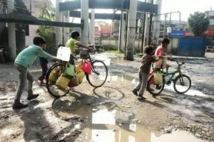 हल्द्वानी: 10 हजार की आबादी को नहीं मिला पेयजल, जल संस्थान के अधिकारी बेपरवाह