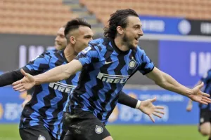 फुटबॉल लीग सेरी ए: नैपोली की पहली हार, इंटर मिलान ने जीवंत की खिताब की उम्मीदें