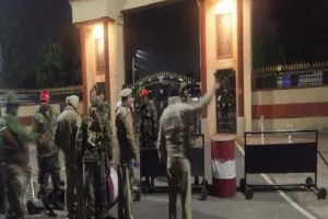 पंजाब: पठानकोट में आर्मी कैंप के गेट पर ग्रेनेड से हमला, जांच जारी