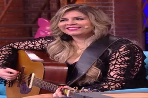 ब्राजील की गायिका और लैटिन ग्रैमी विजेता मारिलिया मेंडोंका की विमान दुर्घटना में मौत