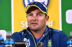 बाउचर ने टी20 विश्व कप से दक्षिण अफ्रीका के बाहर होने पर कहा, यह ‘कड़वा घूंट’ पीने की तरह