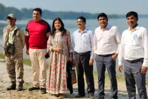 पीलीभीत: टाइगर रिजर्व घूमने पहुंची लोक गायिका मालिनी अवस्थी