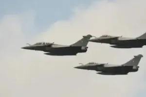 राफेल डील पर भ्रष्टाचार को लेकर नया खुलासा, बिचौलिए को दी गई थी 65 करोड़ की रिश्वत