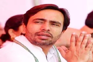 हक पाना है तो बनना पड़ेगा आंदोलनजीवी: जयंत चौधरी