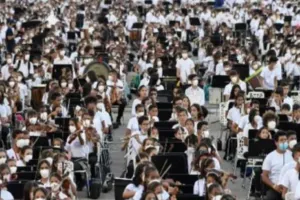 वेनेजुएला के संगीतकारों ने दुनिया के सबसे बड़े ऑर्केस्ट्रा का जीता खिताब, बनाया विश्व रिकॉर्ड