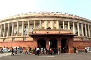 संसद के शीतकालीन सत्र के पहले दिन ही कृषि कानूनों को निरस्त करने से संबंधित विधेयक पेश करेगी सरकार