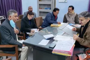 बरेली: डीआईओएस कार्यालय में पहली बार समाधान दिवस का आयोजन