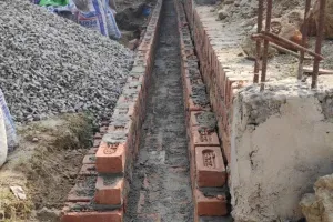 बरेली: पानी की निकासी नहीं होने से कॉलोनी के लोग परेशान