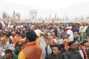 मुरादाबाद : भाजपाइयों को शाह के पहुंचने का इंतजार…देखिए रैली की तस्वीरें