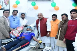 रक्तदान के लिए जन को जागरूक करना बेहद जरूरी: लल्लू सिंह