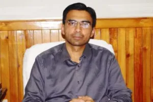 कॉमनवेल्थ स्कॉलरशिप पाने वाले एकमात्र भारतीय बने आईएएस सविन बंसल, बधाई देने वालों का लगा तांता