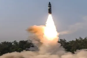 भारत ने परमाणु हथियार ले जाने में सक्षम बैलिस्टिक मिसाइल ‘अग्नि पी’ का किया सफल परीक्षण, 2000 KM तक मारक क्षमता