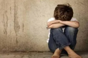 लखीमपुर खीरी: खेल-खेल में बच्चे ने ब्लेड से काटा दूसरे बच्चे का प्राइवेट पार्ट