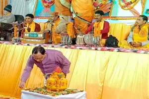 हरदोई: नव कुंडीय गायत्री महायज्ञ का भंडारे के साथ हुआ समापन