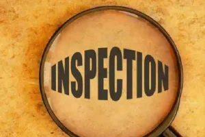 रुद्रपुर: कलक्ट्रेट में औचक निरीक्षण में कई कार्मिक मिले अनुपस्थित