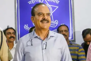 ईडी ने मुंबई के निलंबित पुलिस आयुक्त परमबीर सिंह से की करीब पांच घंटे तक पूछताछ, बयान दर्ज