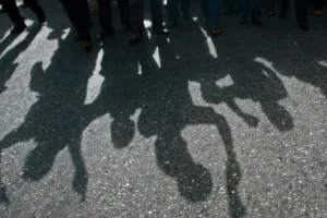 महिला कार्यकर्ताओं का विरोध प्रदर्शन, तमिलनाडु राजमार्ग किया जाम