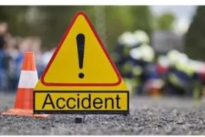 राजस्थान: झुंझुनूं में बस पलटने से दो यात्रियों की मौत, तीस यात्री घायल