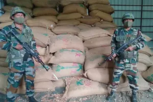 ‘तस्करी’ से लाई गई सुपारी जलाने पर मिजोरम के अधिकारी के खिलाफ मामला दर्ज, विपक्ष ने साधा निशाना