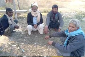 हरदोई: तेल पूजन के दौरान बच्चे के ऊपर गिरा दरवाजा, मौत