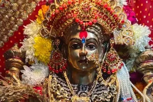 वाराणसी: सौ डॉक्टरों की टीम ने देखी बाबा धाम की भव्यता