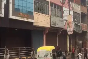 पुष्पराज जैन के ठिकानों पर छापेमारी से कानपुर के इत्र कारोबारियों में दहशत