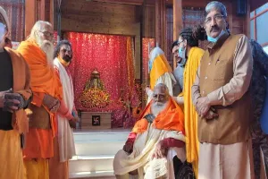 अयोध्या: 16 माह बाद रामलला का दर्शन करने पहुंचे महंत नृत्य गोपाल दास, मंदिर निर्माण के कार्यों का भी किया अवलोकन