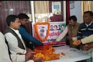 गोरखपुर: वरिष्ठ पत्रकार अजय श्रीवास्तव को कांग्रेसियों ने दी श्रद्धांजलि