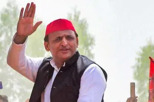 झांसी में तीन दिसंबर को चलेगा अखिलेश का विजय रथ