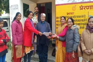 अयोध्या: शिक्षिकाओं की समस्याओं के निस्तारण को लेकर खंड शिक्षा अधिकारी को सौंपा गया ज्ञापन