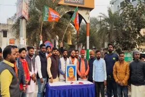 गोरखपुर: भारतीय जनता युवा मोर्चा ने निकाली युवा अटल संकल्प यात्रा