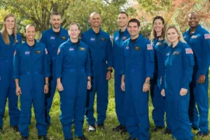 नासा ने 10 नए अंतरिक्ष यात्रियों का किया चयन, चार महिलाएं भी शामिल