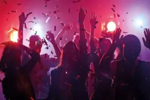 बरेली: आज और 31 दिसंबर की पार्टी में तभी हो सकेंगे शामिल, जब करेंगे कोविड प्रोटोकॉल का पालन