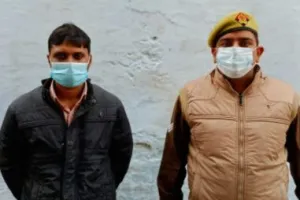 रामपुर: फर्जी तरीके से कागजात बनवाकर रह रहा बांग्लादेशी गिरफ्तार