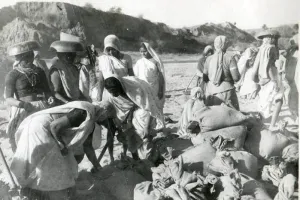 भुज की सच्ची कहानी: जब 300 महिलाओं ने अपनी जान ख़तरे में डाल, की थी वायुसेना की मदद, जानें इतिहास…