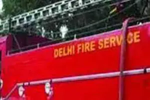 संसद भवन के कमरे में लगी आग, कंप्यूटर, फर्नीचर समेत तमाम चीजें जलकर राख