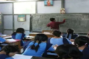 बेसिक शिक्षा परिषद की ओर से साढ़े सात हजार सरकारी विद्यालयों को मिलेगा फर्नीचर