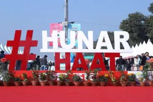 मंत्री भूपेंद्र यादव बोले- आखिरी छोर पर बैठे कारीगरों को मुख्यधारा में ला रहा है ‘हुनर हाट’