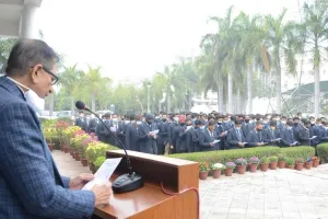 बरेली: एसआरएमएस मेडिकल कॉलेज में दिलाई मतदान की शपथ