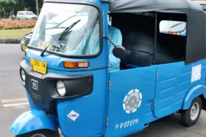 बजाज ऑटो की खुदरा बिक्री दिसंबर में तीन प्रतिशत घटी