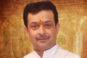 भय्यू महाराज को खुदकुशी के लिए उकसाने पर एक महिला समेत उनके तीन सहयोगियों को सश्रम कारावास