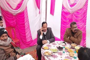 बहराइच: पुलिस ने नसीमुद्दीन सिद्दीकी को जयंती कार्यक्रम में जाने से रोका, जताई नाराजगी…