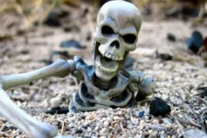 हल्द्वानी: रूपकुंड झील, जहां आज भी मानव कंकालों का रहस्य है अनसुलझा