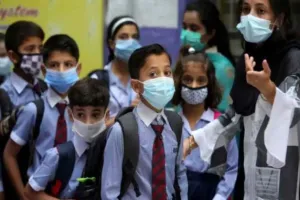 महाराष्ट्र में सोमवार से खुलेंगे पहली से 12वीं तक के स्कूल, कोरोना का कहर जारी