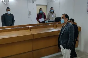 अमरोहा : डीएम ने लिया नामांकन कक्ष का जायजा