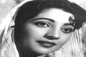 सुचित्रा सेन को देवदास की ‘पारो’ से मिली पहचान, ऐसा रहा फिल्मी सफर